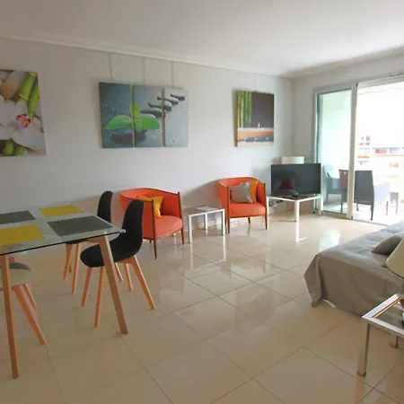 Apartment Fully Equipped With Large Terrace Lounge Area