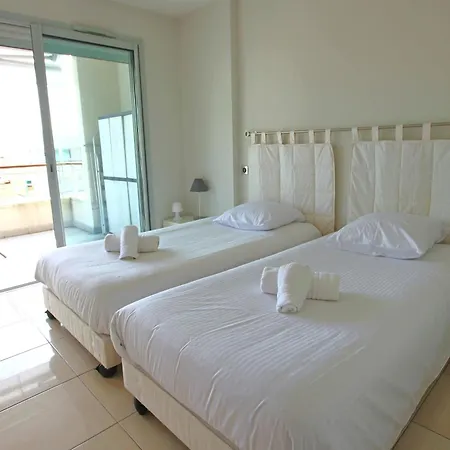 Fully Equipped With Large Terrace Lounge Area Apartment